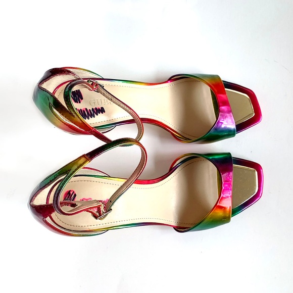 GUESS Women's "Divine" Multicolor Rainbow Heels Size: 9M - Picture 4 of 8